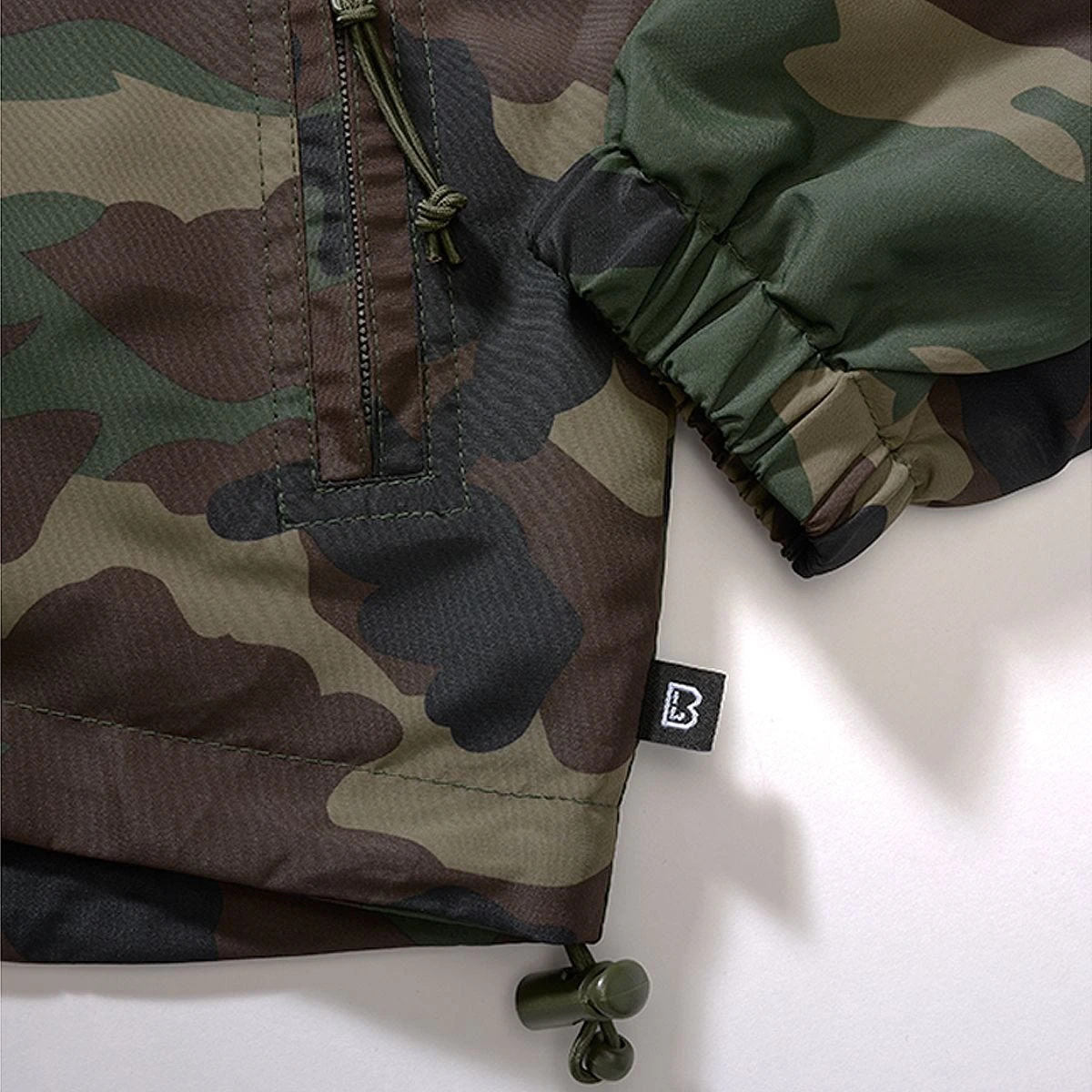 Brandit Ladies Summer Windbreaker Frontzip Woodland 6 Brandit Ladies Summer Windbreaker Frontzip Woodland - Image 4